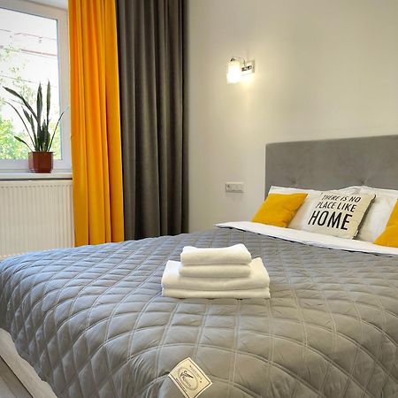 Sunny Home Apartments Апартаменти У Новобудові Поряд Медичний Центр Angelholm Дуже Чисто! Tjernivtsi Eksteriør billede