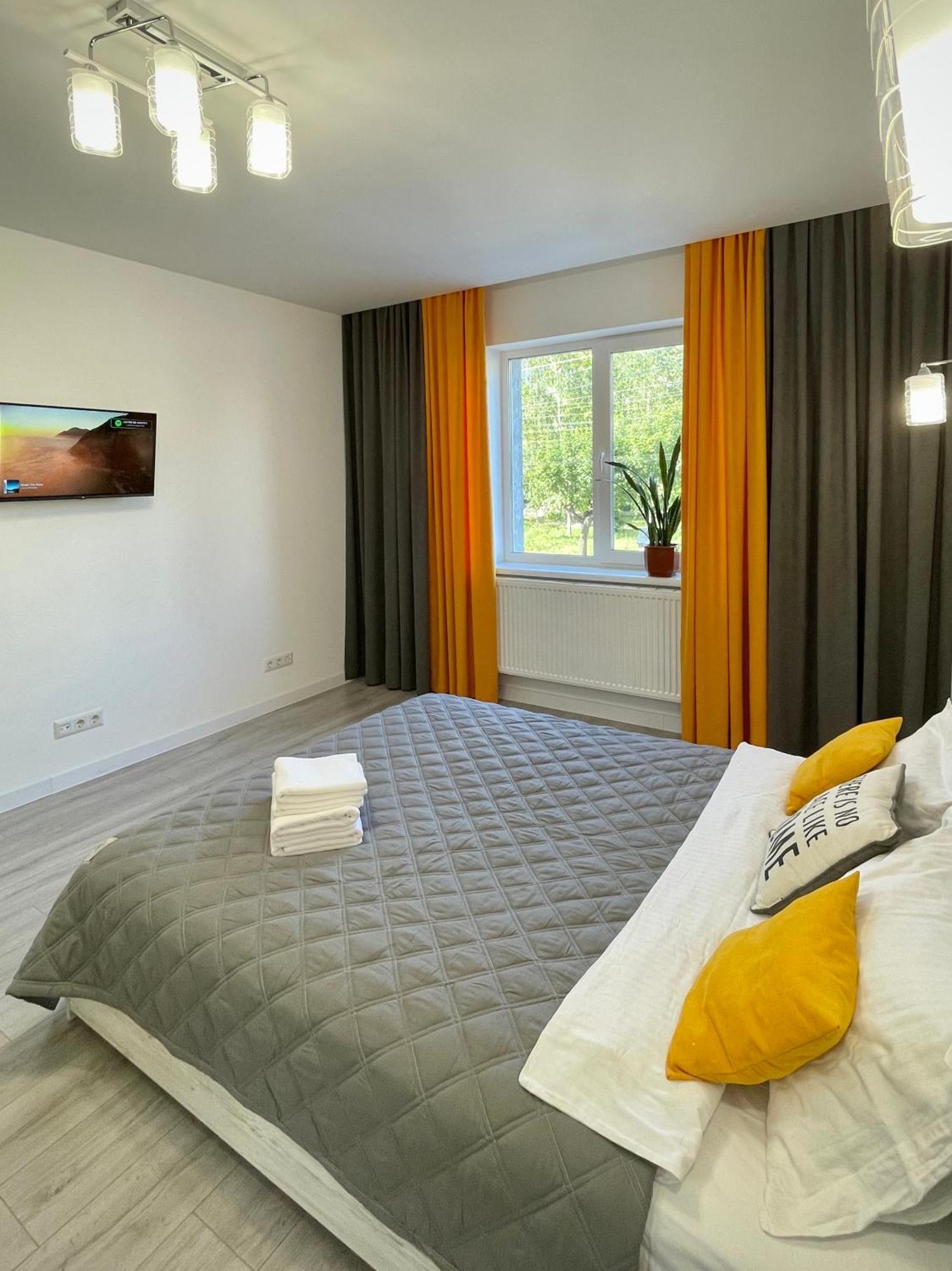 Sunny Home Apartments Апартаменти У Новобудові Поряд Медичний Центр Angelholm Дуже Чисто! Tjernivtsi Eksteriør billede